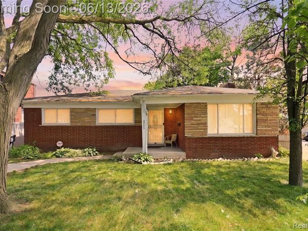 2555 W Boston Boulevard, Detroit, MI 48206