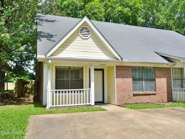 3250 Edenshire Lane, Horn Lake, MS 38637
