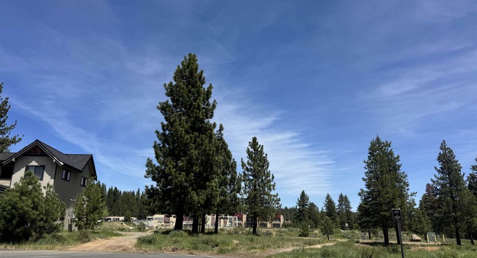 11372 Saddleback Drive, Truckee, CA 96161 Photo