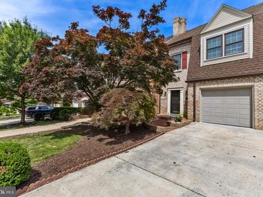 6308 CHAUCER VIEW CIRCLE, ALEXANDRIA, VA 22304