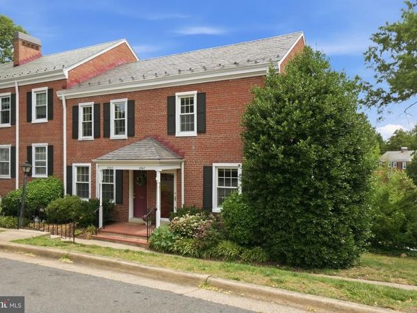 2947 S DINWIDDIE STREET, ARLINGTON, VA 22206