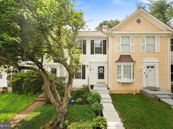 13 FAIRMONT PLACE, STERLING, VA 20165
