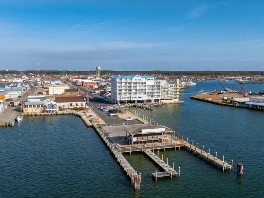 1021 W. Main Street , Unit 202, Crisfield, MD 21817 Main Photo