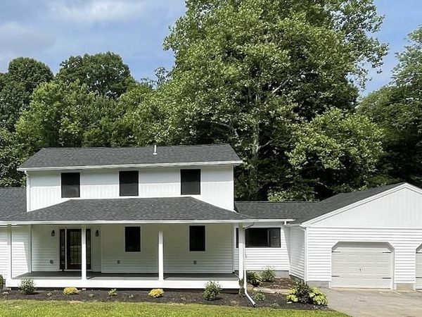 512 CRICKET LANE , HOCKESSIN, DE 19707