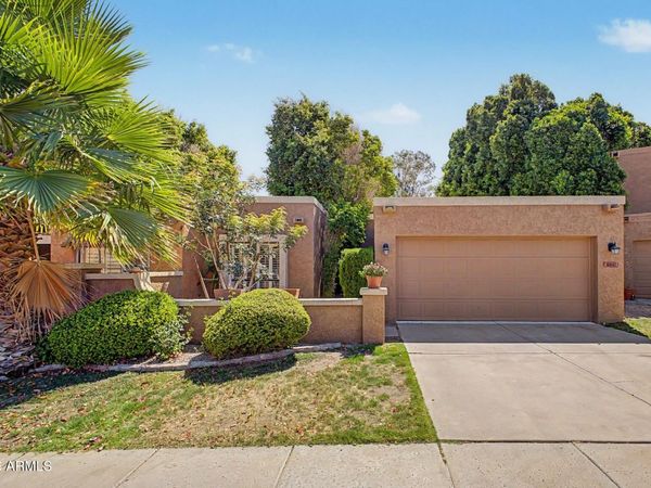 10640 N 11TH Street, Phoenix, AZ 85020