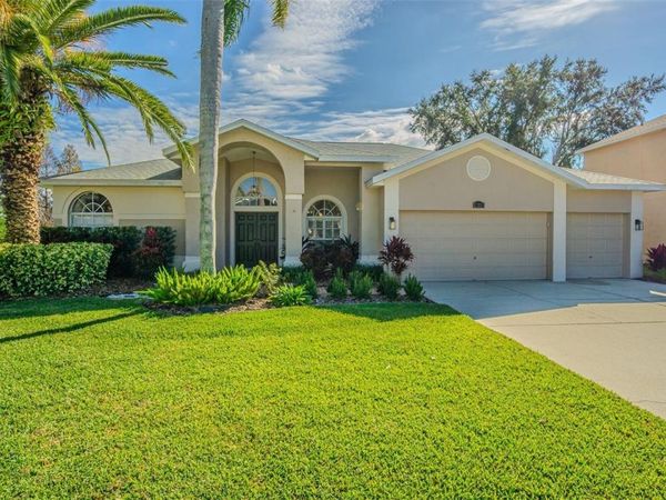 27226 SEA BREEZE WAY , WESLEY CHAPEL, FL 33544