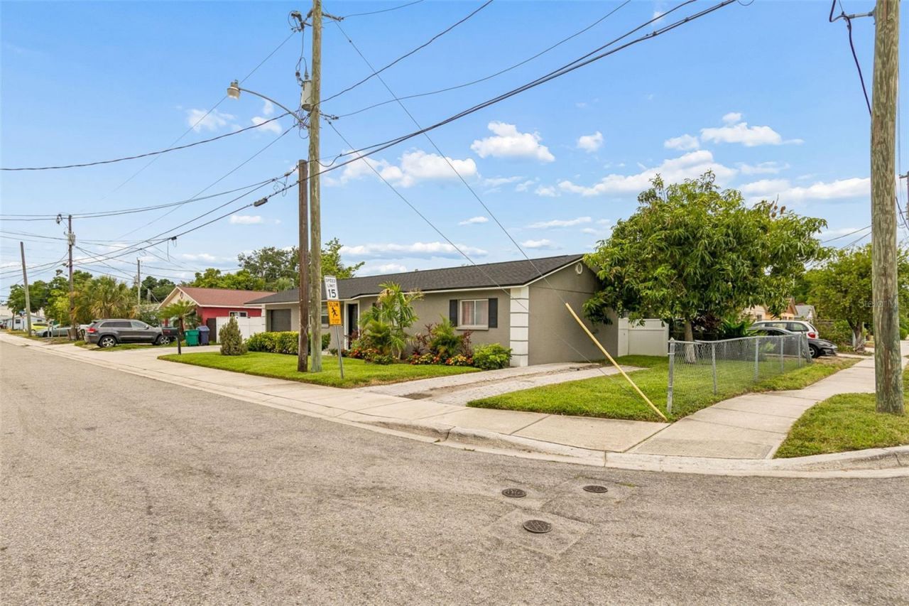 1129 4th Avenue W, Palmetto, FL 34221 Photo