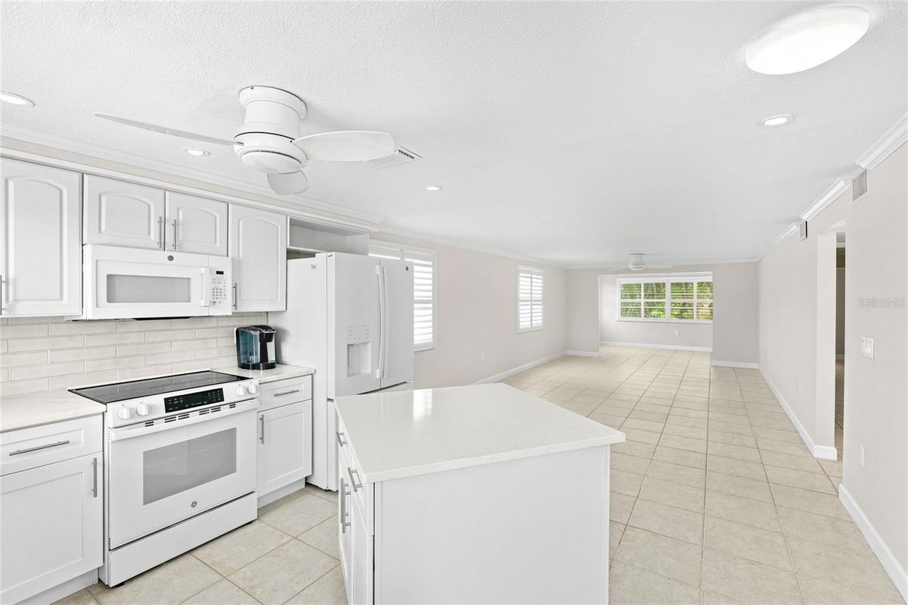 602 Spanish Drive S, Unit 115, Longboat Key, FL 34228 Photo