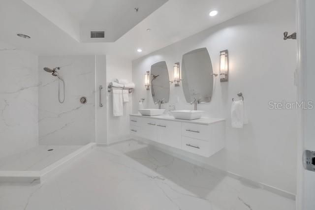 231 Riverside Drive, Unit 709-1, Daytona Beach, FL 32117 Photo