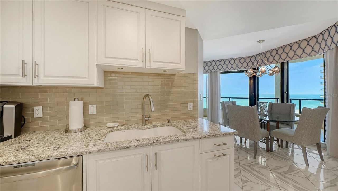 1211 Gulf Of Mexico Drive, Unit 609, Longboat Key, FL 34228 Photo