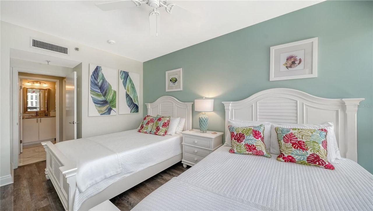 1211 Gulf Of Mexico Drive, Unit 609, Longboat Key, FL 34228 Photo