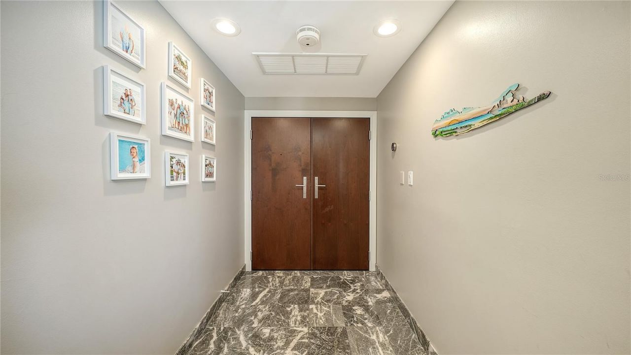 1211 Gulf Of Mexico Drive, Unit 609, Longboat Key, FL 34228 Photo