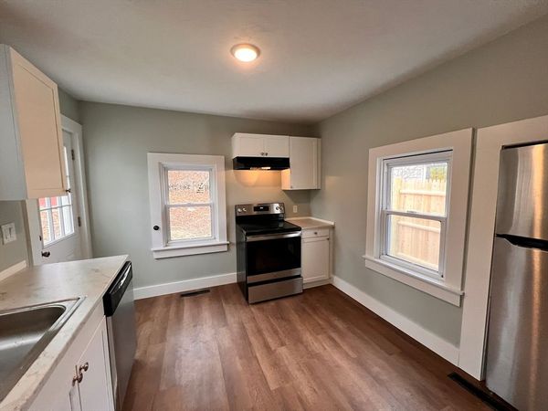 400 Court St, Unit 1, Plymouth, MA 02360