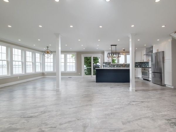 89R Upland, Winthrop, MA 02152