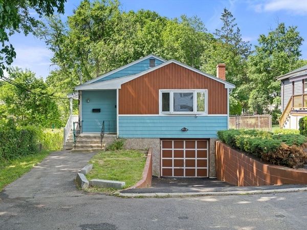 2 Canaan St, Boston, MA 02126