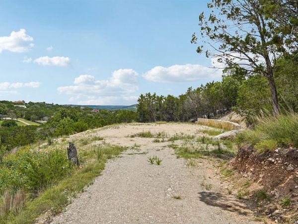 902 Saddlewood Blvd, Kerrville, TX 78028