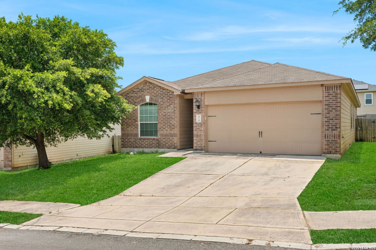 6110 Bear Meadow, San Antonio, TX 78222 Main Photo