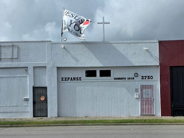 2730 W Southcross, San Antonio, TX 78211