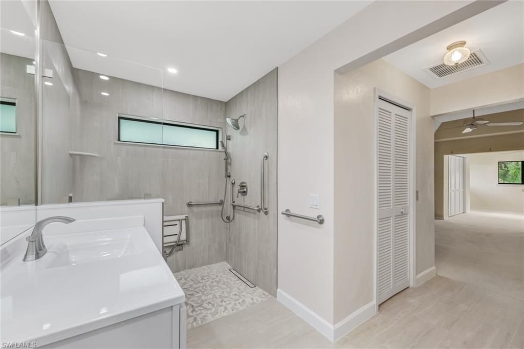 509 Cypress Way E, Naples, FL 34110 Photo