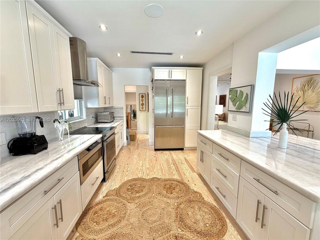 1460 Cleveland Rd, Miami Beach, FL 33141 Photo