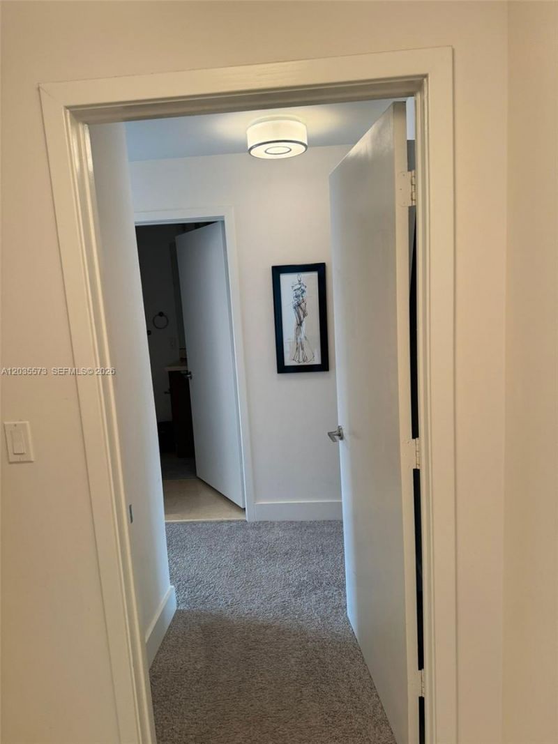 79 SW 12th St , Unit 4012-S, Miami, FL 33130 Photo