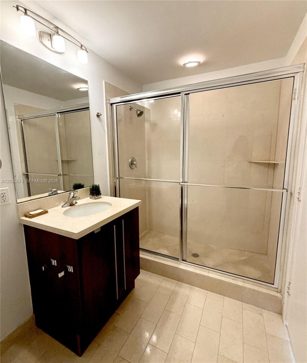 79 SW 12th St , Unit 4012-S, Miami, FL 33130 Photo