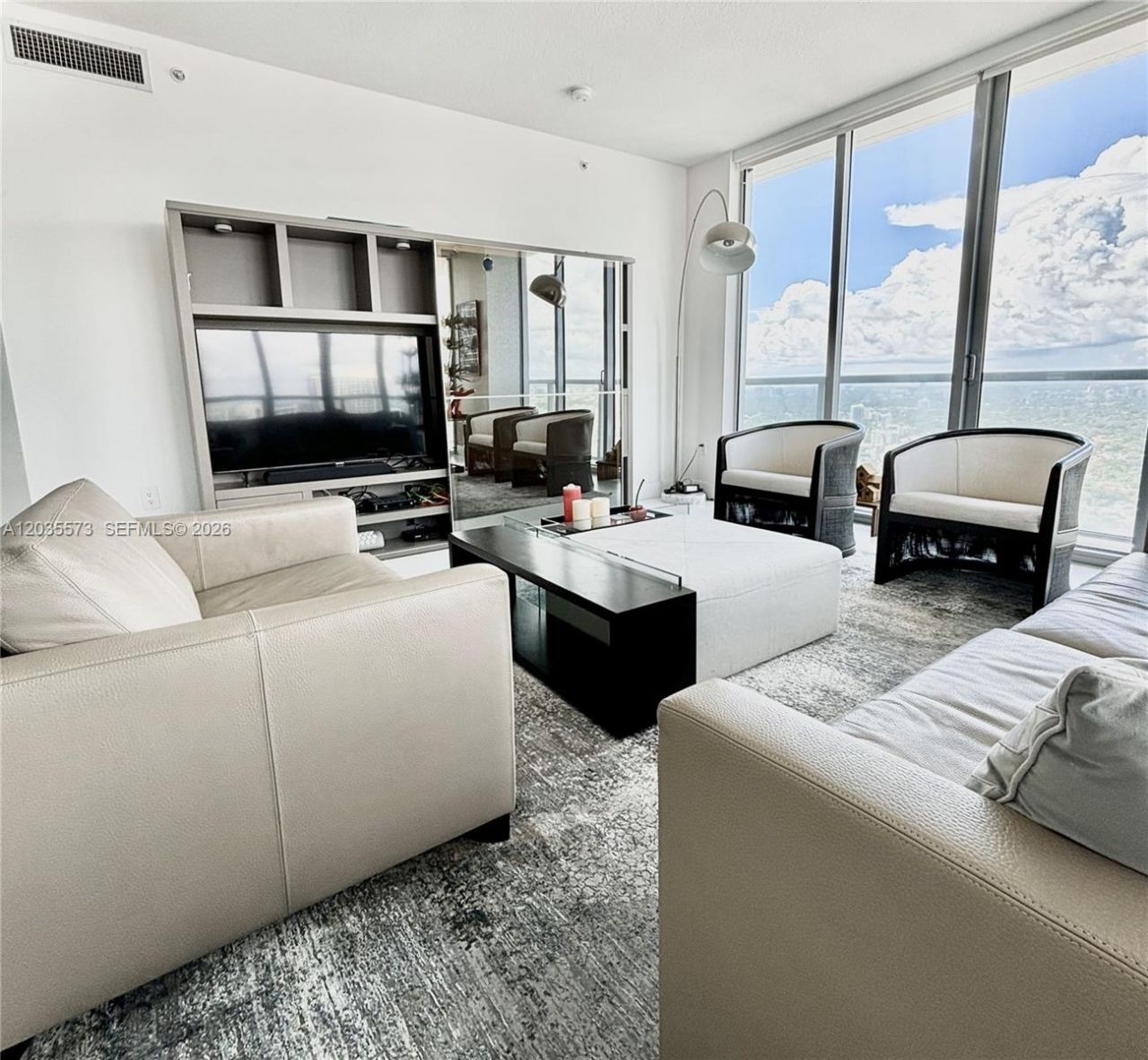 79 SW 12th St , Unit 4012-S, Miami, FL 33130 Photo