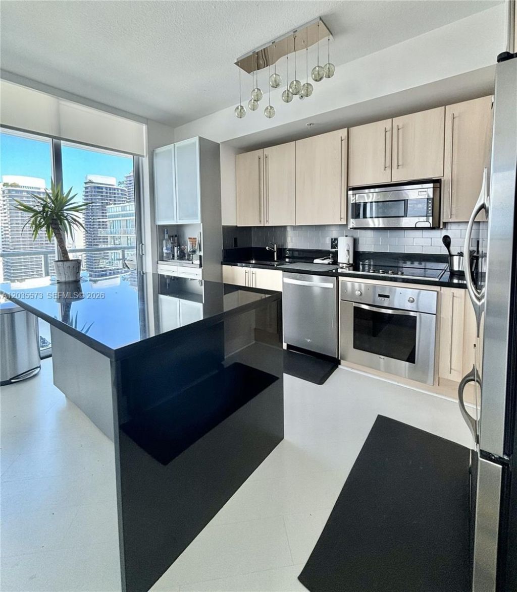 79 SW 12th St , Unit 4012-S, Miami, FL 33130 Photo