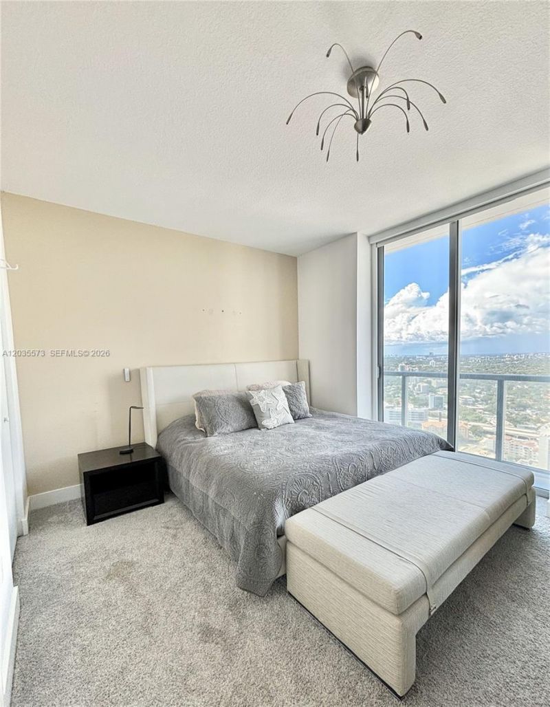79 SW 12th St , Unit 4012-S, Miami, FL 33130 Photo