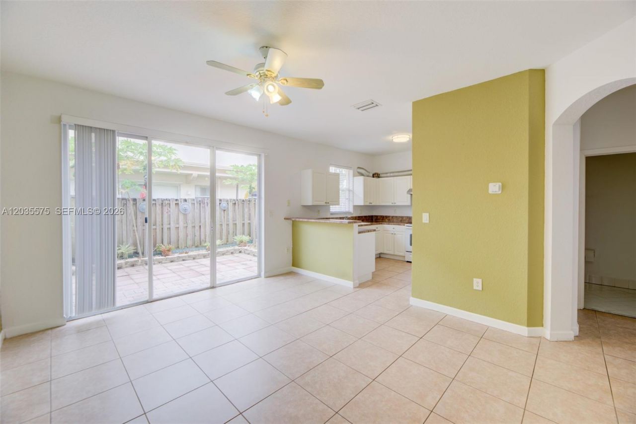 12842 SW 135th St, Unit 12842, Miami, FL 33186 Photo