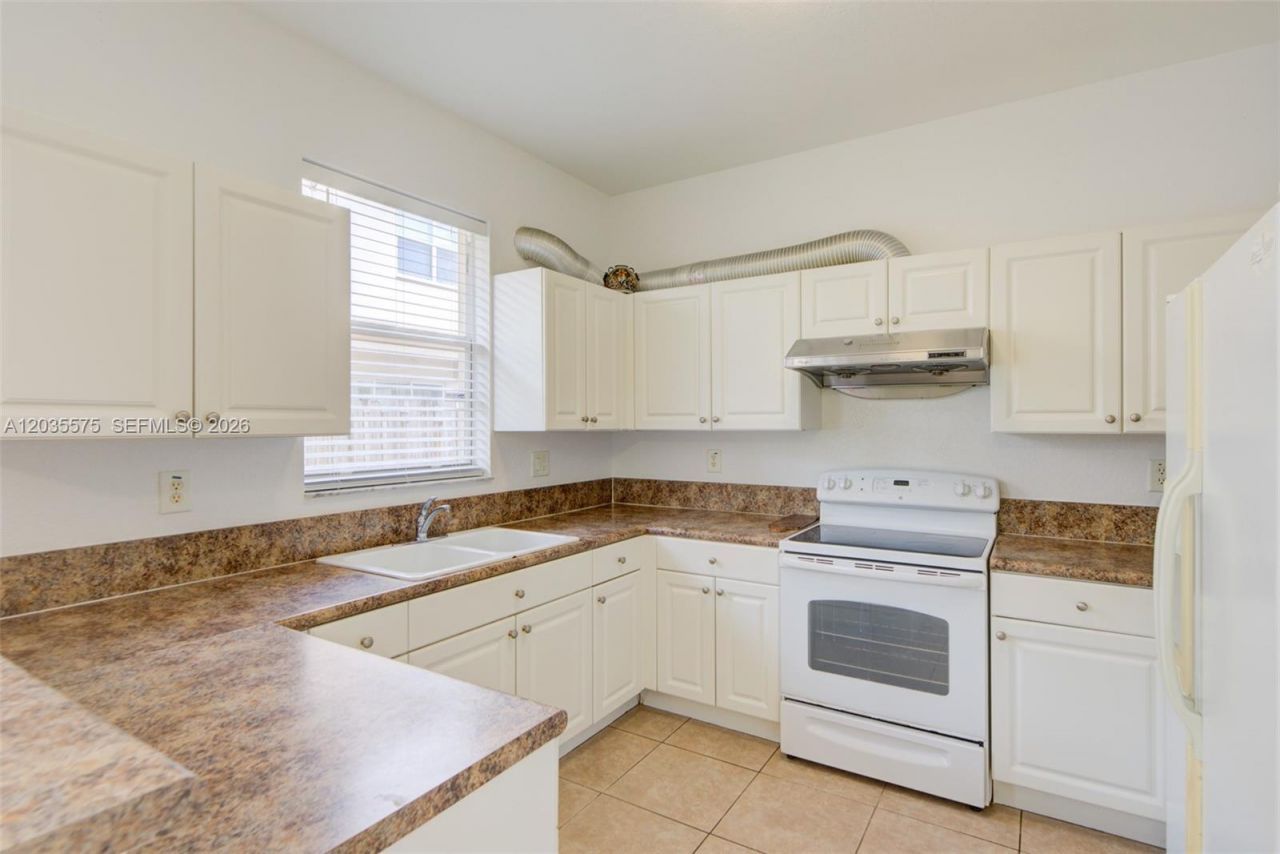 12842 SW 135th St, Unit 12842, Miami, FL 33186 Photo