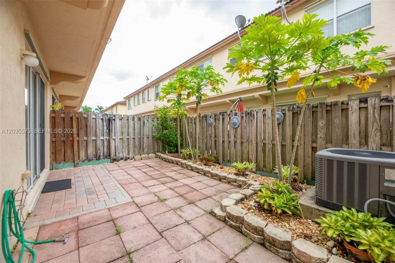12842 SW 135th St, Unit 12842, Miami, FL 33186 Photo