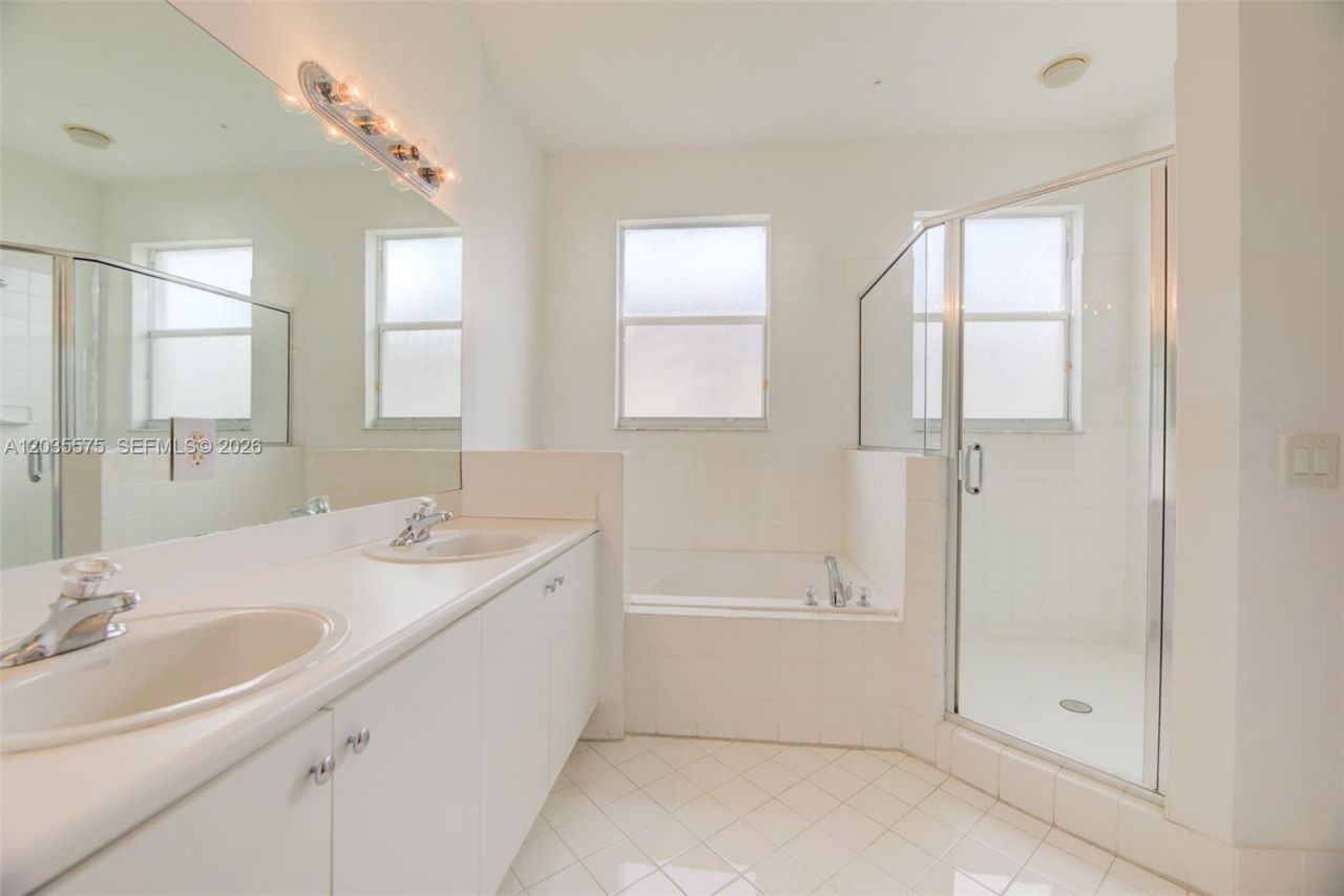 12842 SW 135th St, Unit 12842, Miami, FL 33186 Photo
