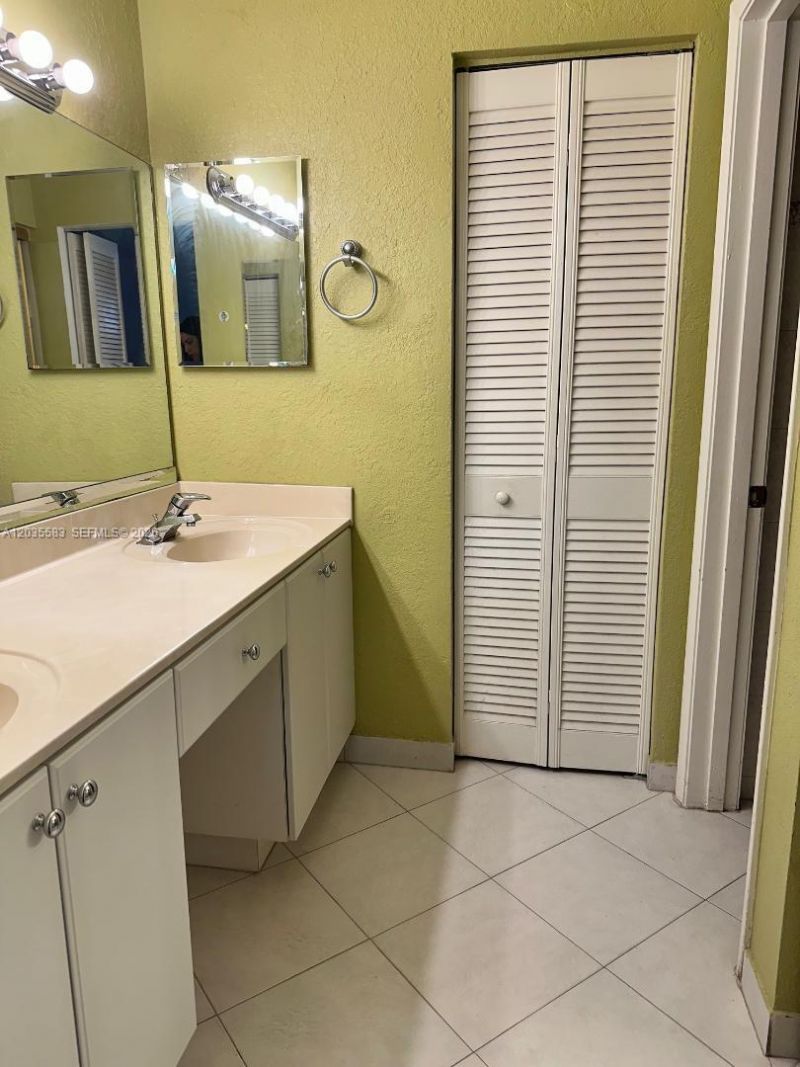 7205 W 3rd Ave , Hialeah, FL 33014 Photo