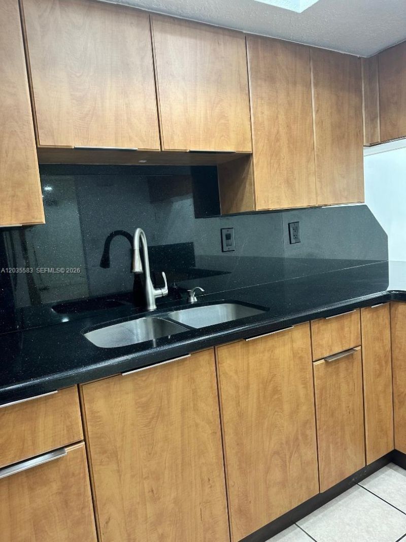 7205 W 3rd Ave , Hialeah, FL 33014 Photo
