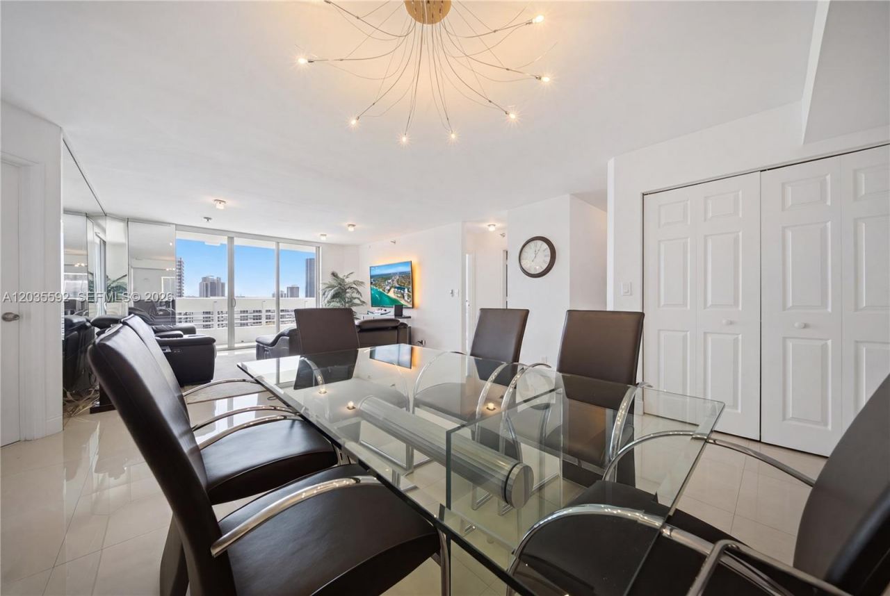 3530 Mystic Pointe Dr, Unit 2013, Aventura, FL 33180 Photo