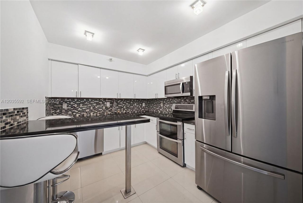 3530 Mystic Pointe Dr, Unit 2013, Aventura, FL 33180 Photo