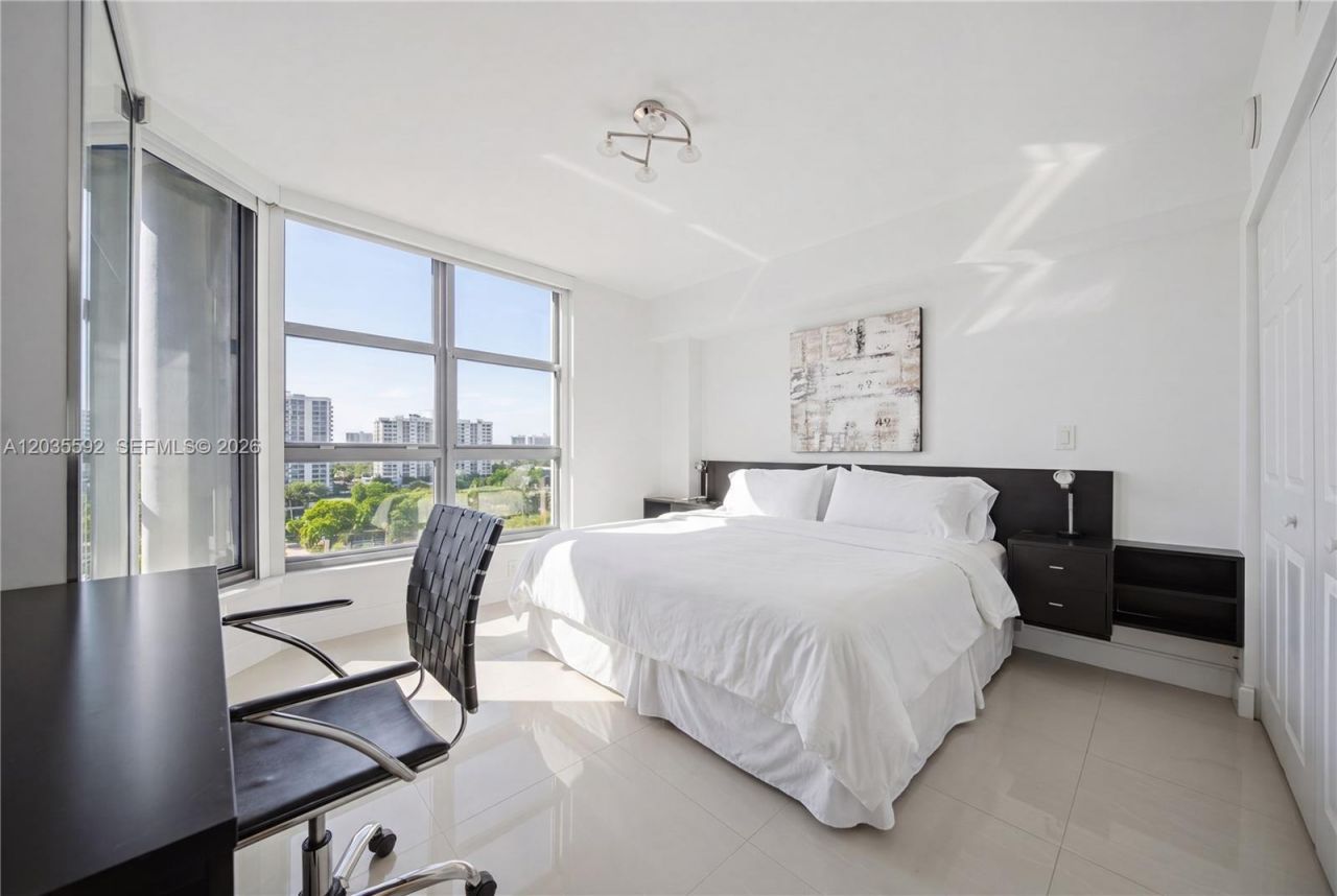 3530 Mystic Pointe Dr, Unit 2013, Aventura, FL 33180 Photo
