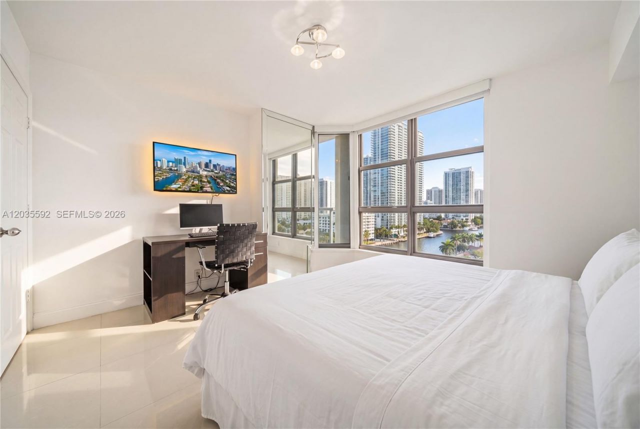 3530 Mystic Pointe Dr, Unit 2013, Aventura, FL 33180 Photo