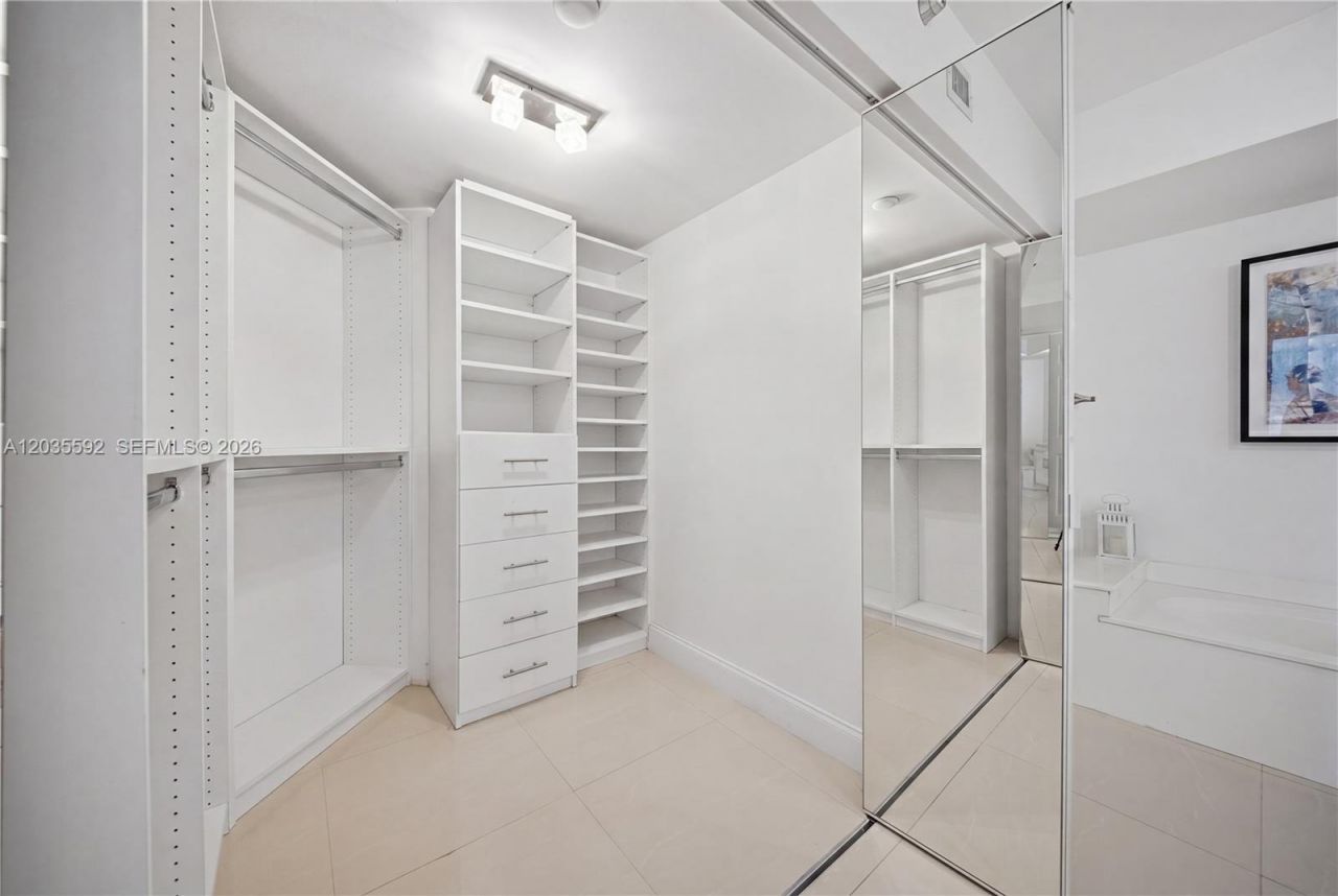 3530 Mystic Pointe Dr, Unit 2013, Aventura, FL 33180 Photo