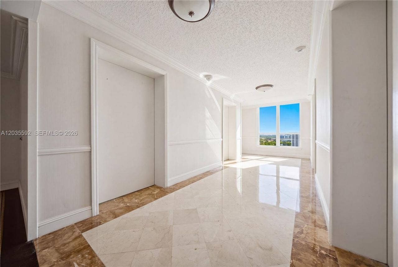 3530 Mystic Pointe Dr, Unit 2013, Aventura, FL 33180 Photo