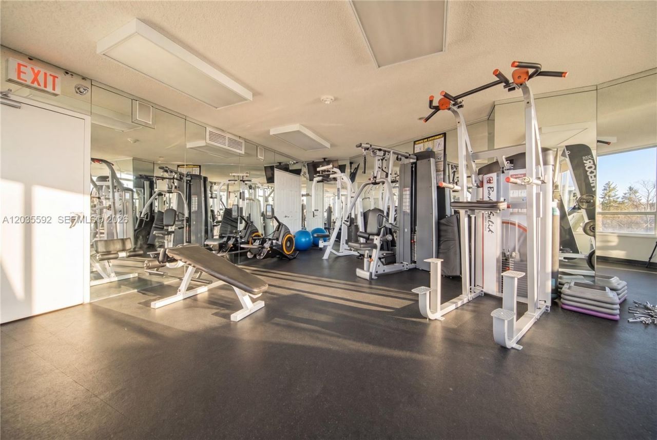 3530 Mystic Pointe Dr, Unit 2013, Aventura, FL 33180 Photo