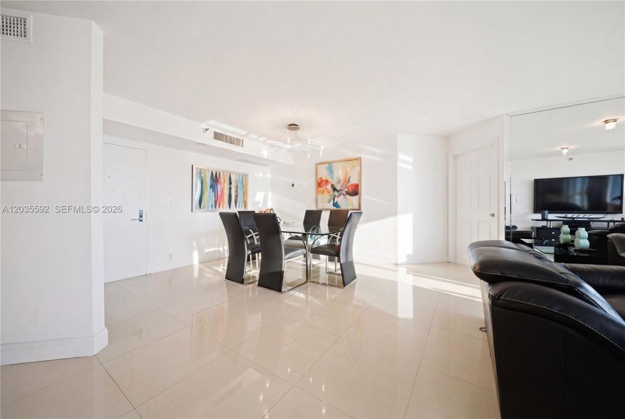 3530 Mystic Pointe Dr, Unit 2013, Aventura, FL 33180 Photo