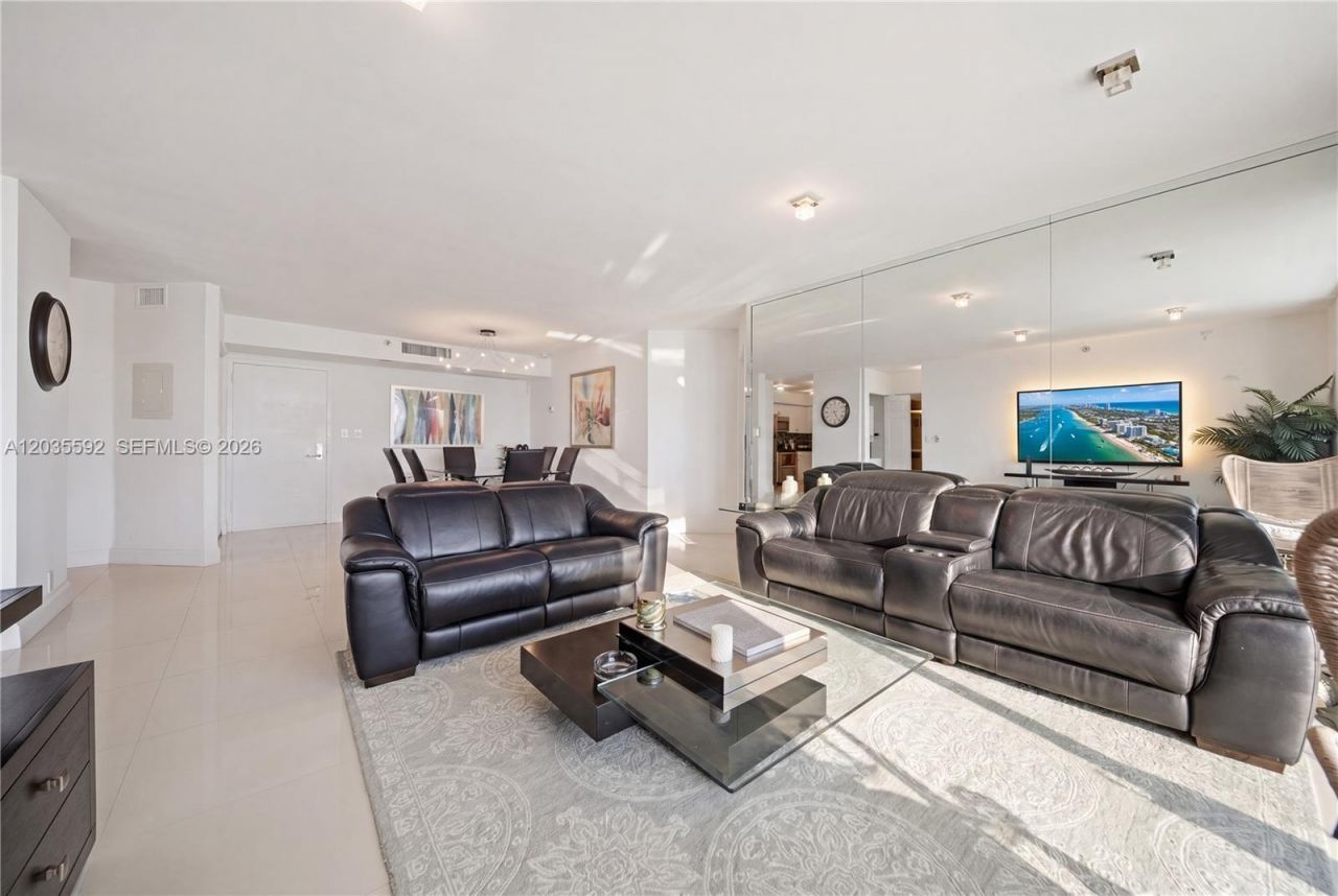 3530 Mystic Pointe Dr, Unit 2013, Aventura, FL 33180 Photo