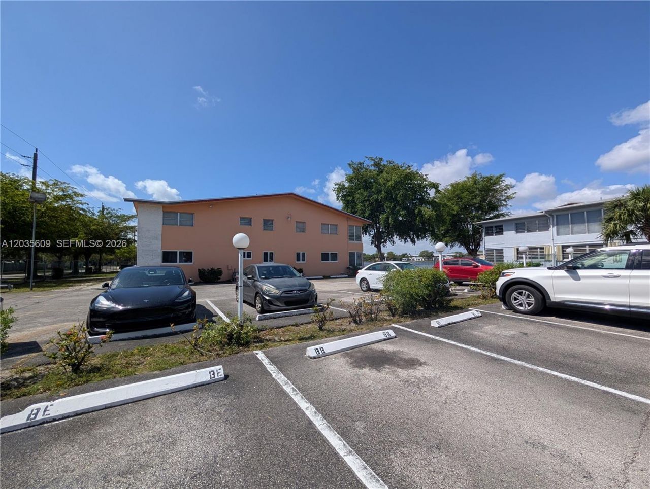 19080 NE 3rd Ct , Unit 311, Miami, FL 33179 Photo