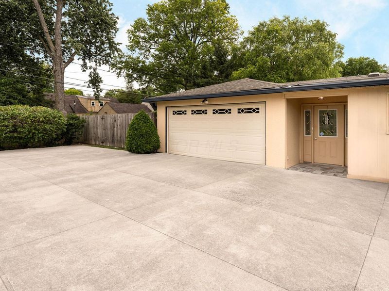 2398 Beverly Place, Columbus, OH 43209 Photo 36