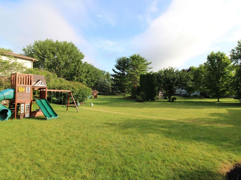 7201 Hopewell Street , Dublin, OH 43017 Photo 3