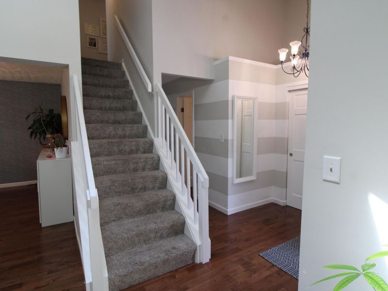 7201 Hopewell Street , Dublin, OH 43017 Photo 7