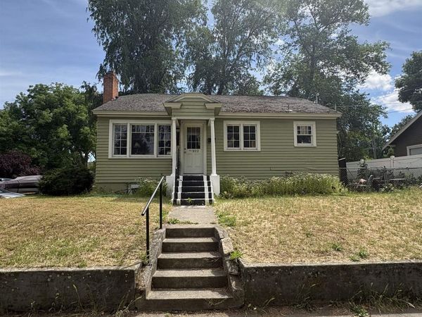 922 11th Ave, Lewiston, ID 83501