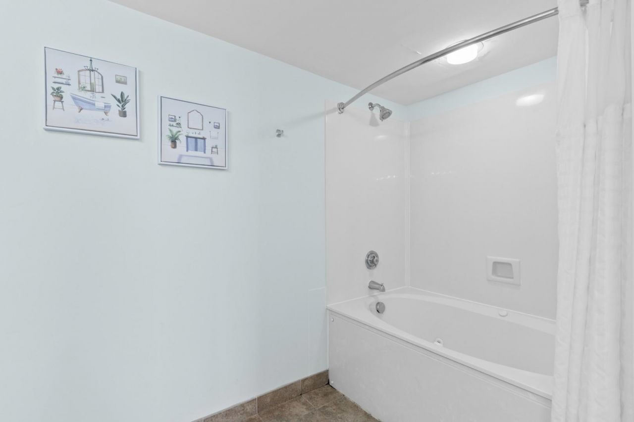 1321 S Ocean Blvd.  Photo 18
